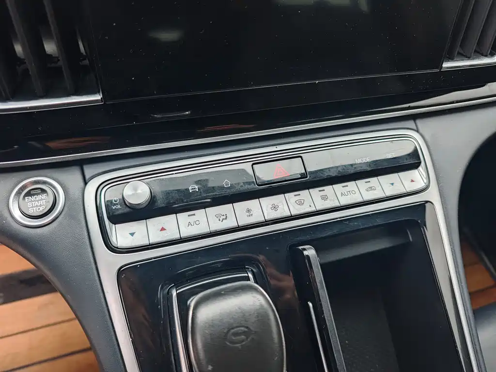GAC Motor Trumpchi M8 — фото 23