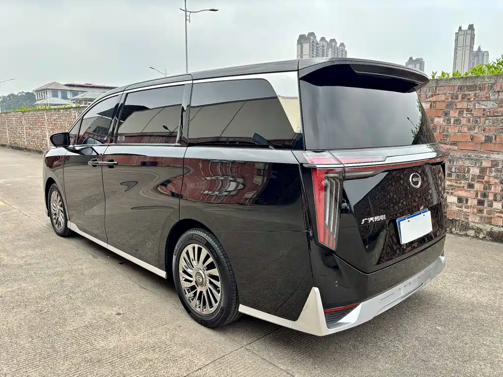 GAC Motor Trumpchi M8 — фото 6