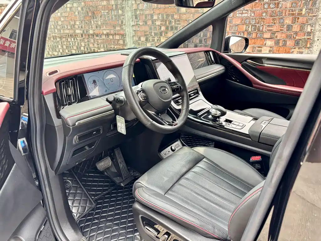 GAC Motor Trumpchi M8 — фото 9