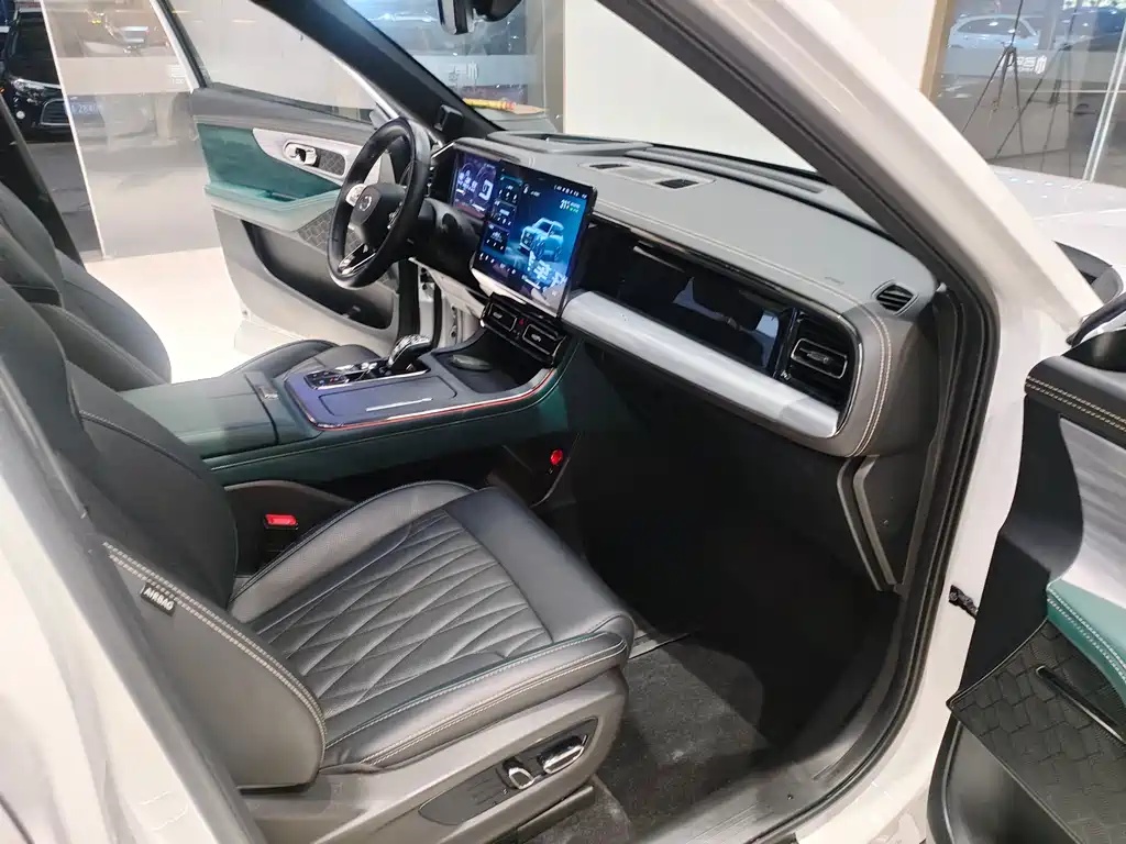 GAC Motor Trumpchi GS8 — фото 10