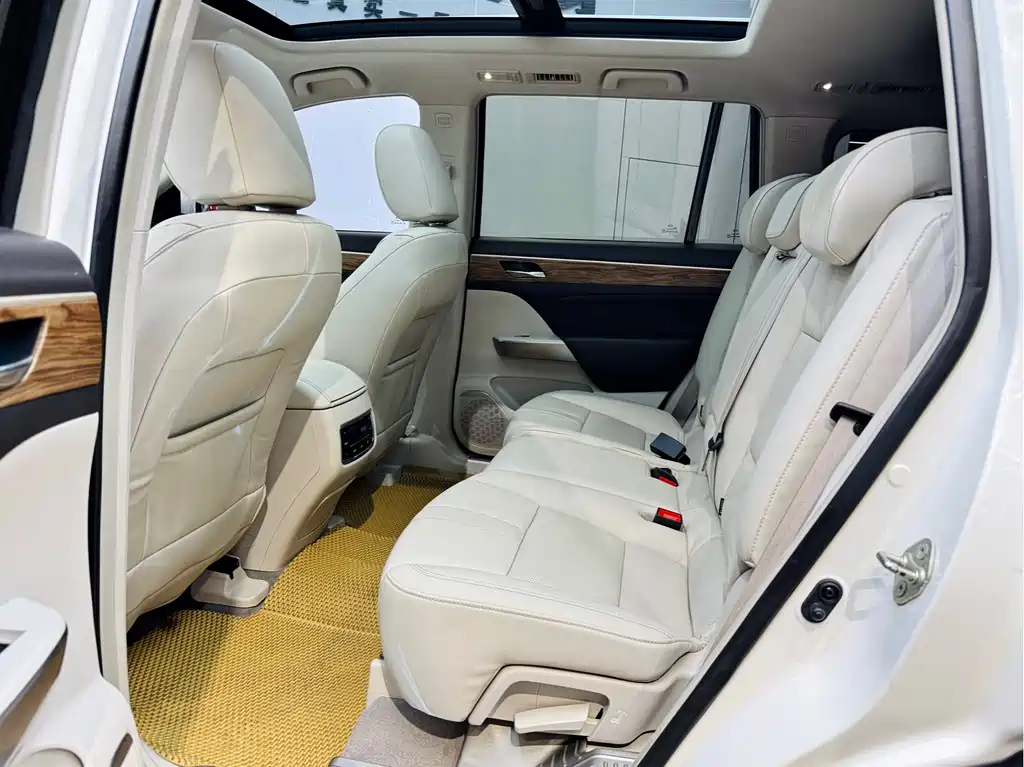 GAC Motor Trumpchi GS8 — фото 10