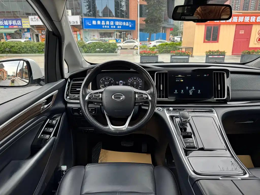 GAC Motor Trumpchi M8 — фото 17