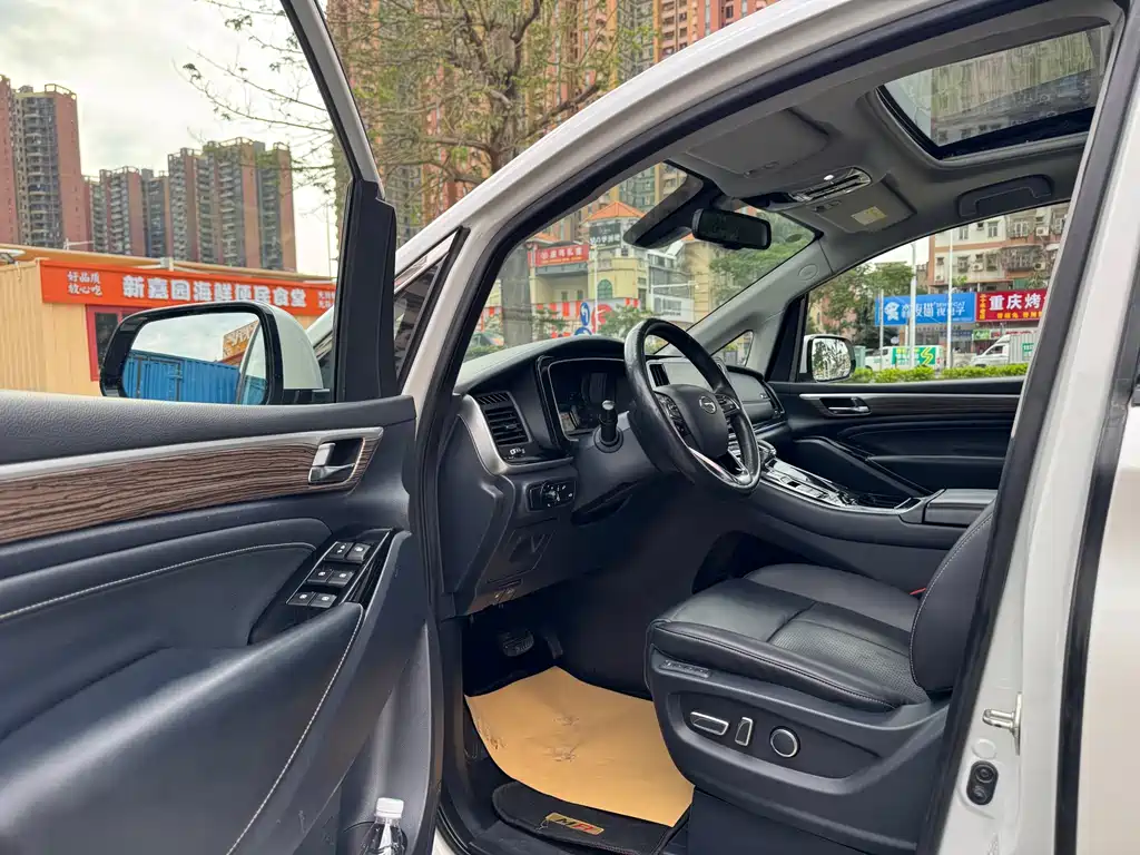 GAC Motor Trumpchi M8 — фото 9