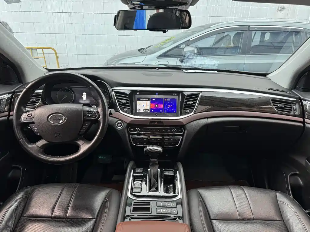 GAC Motor Trumpchi GS8 — фото 11