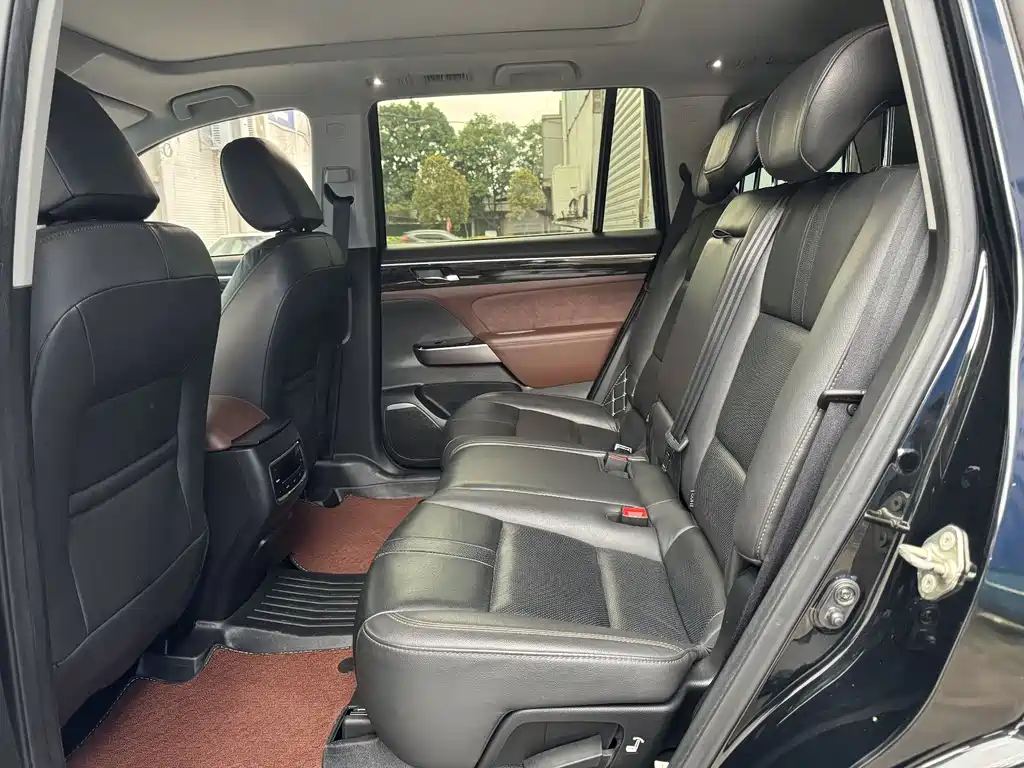 GAC Motor Trumpchi GS8 — фото 6