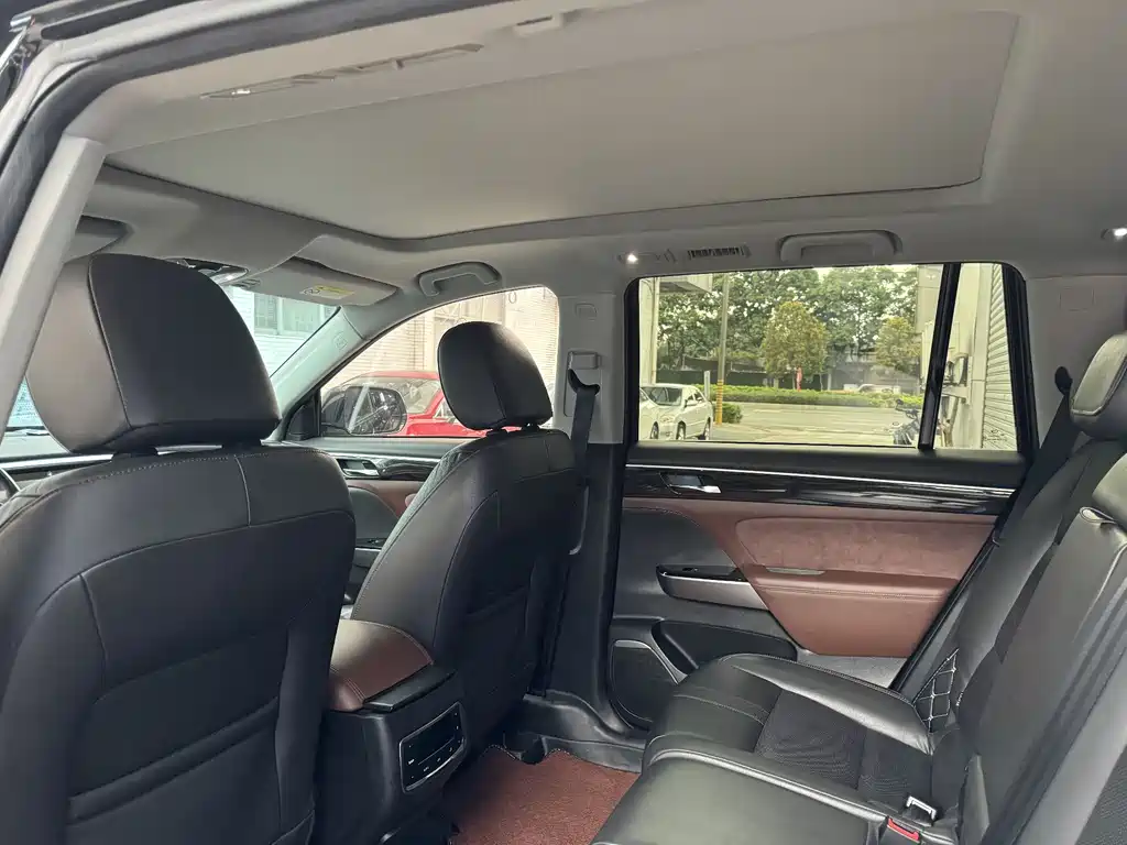 GAC Motor Trumpchi GS8 — фото 8