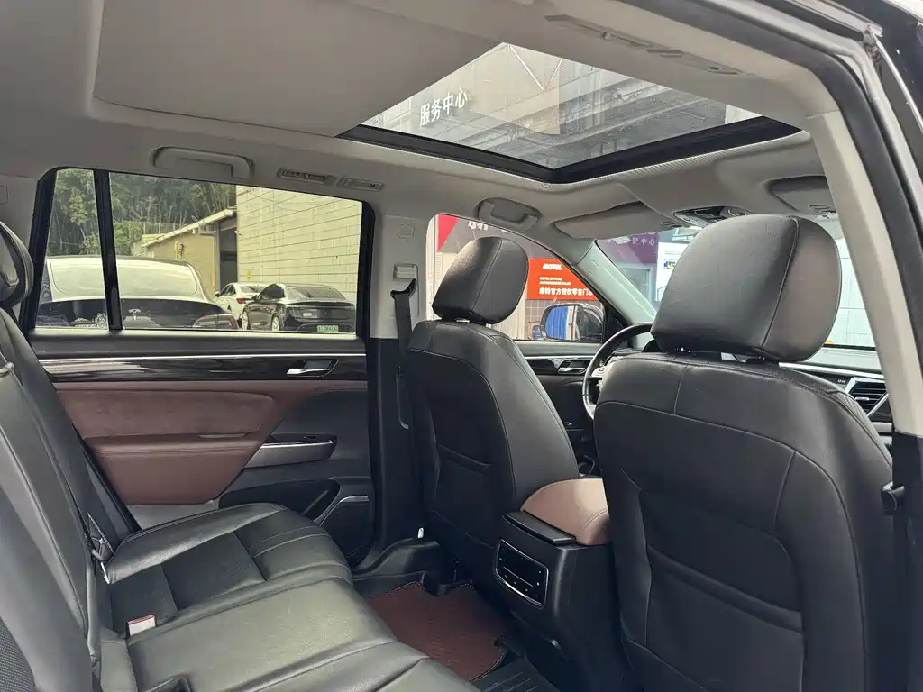 GAC Motor Trumpchi GS8 — фото 9