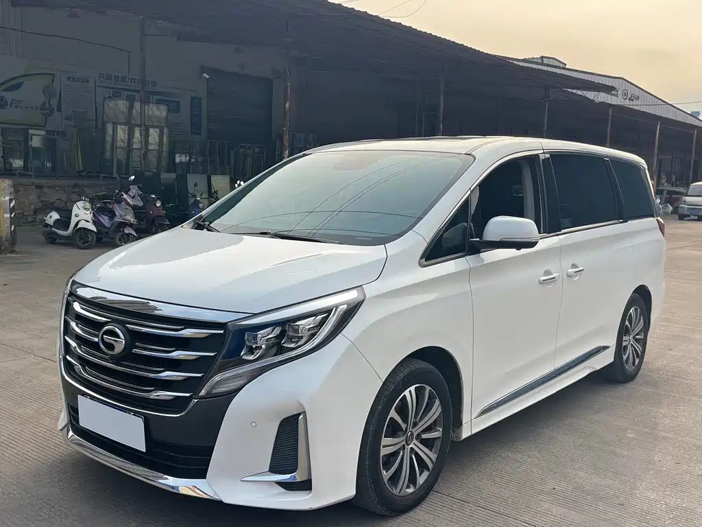 GAC Motor Trumpchi M8