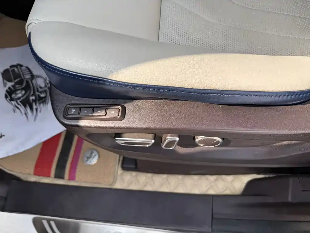 GAC Motor Trumpchi M8 — фото 18
