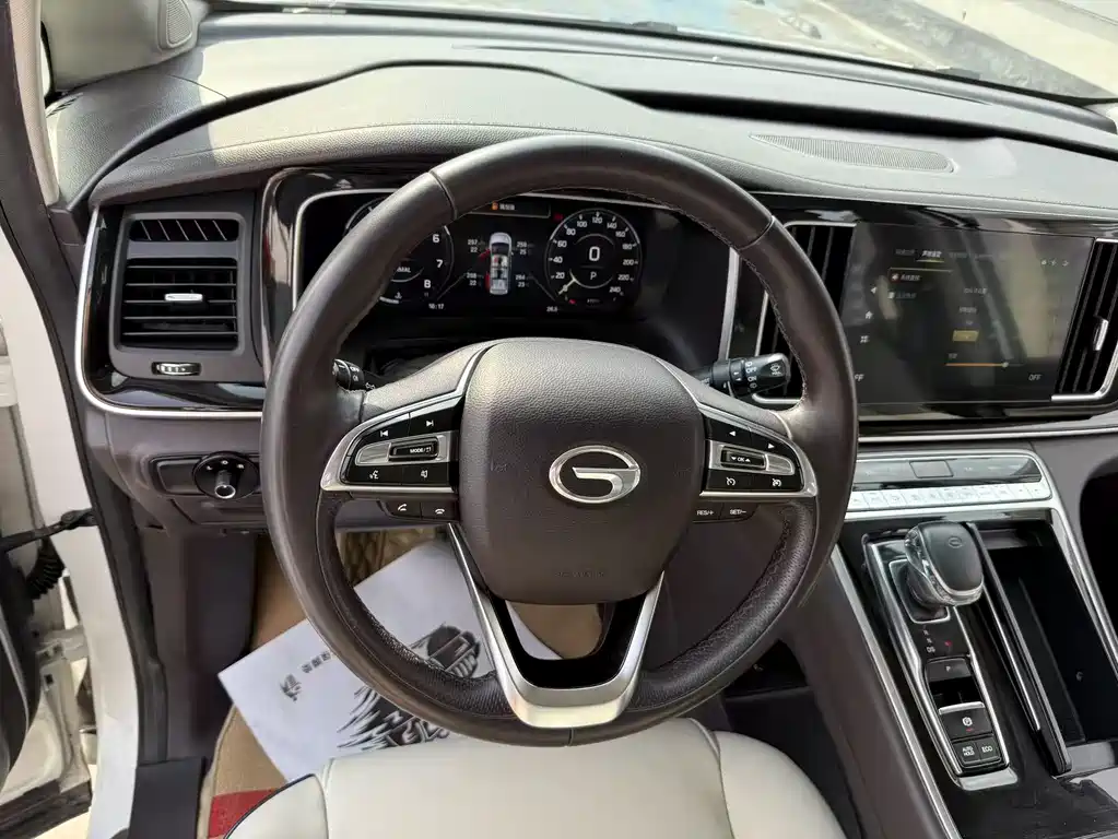 GAC Motor Trumpchi M8 — фото 20