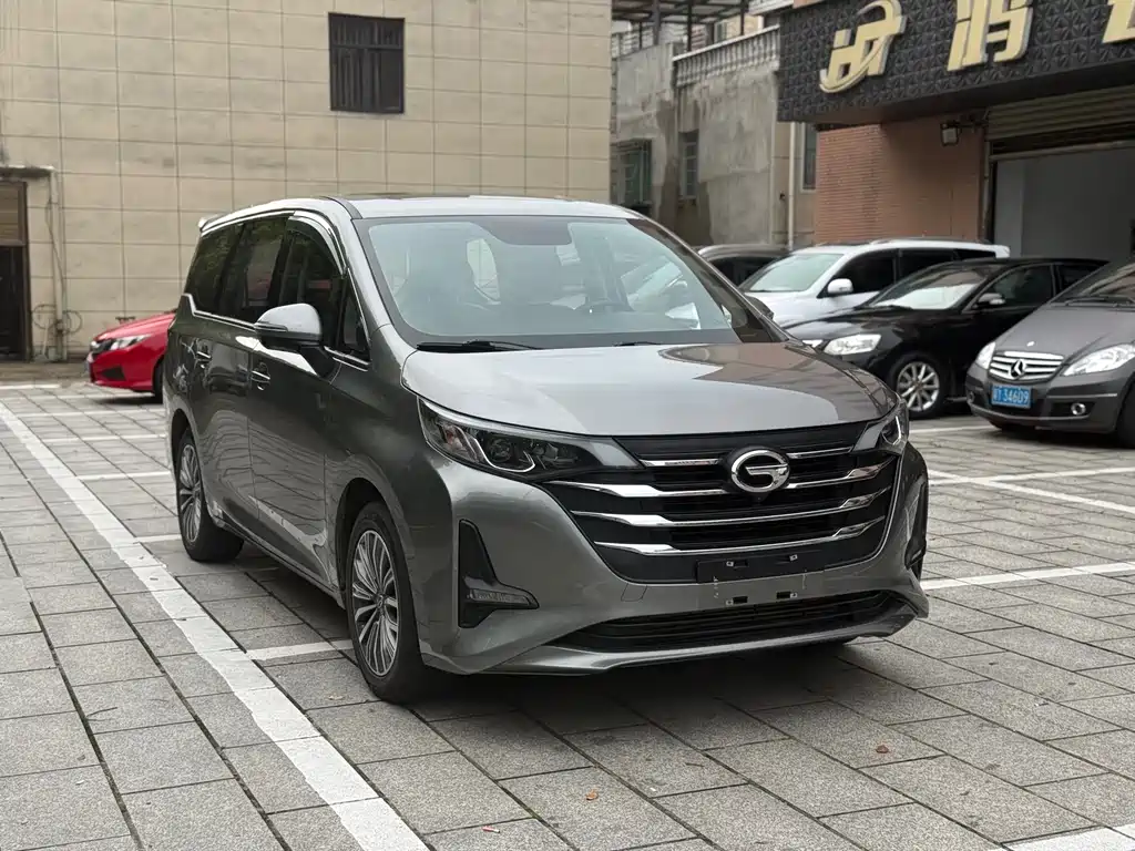 GAC Motor Trumpchi M6 — фото 2