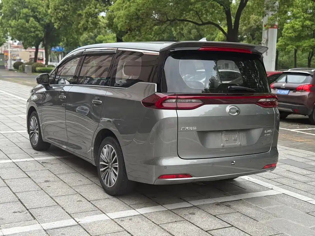 GAC Motor Trumpchi M6 — фото 10
