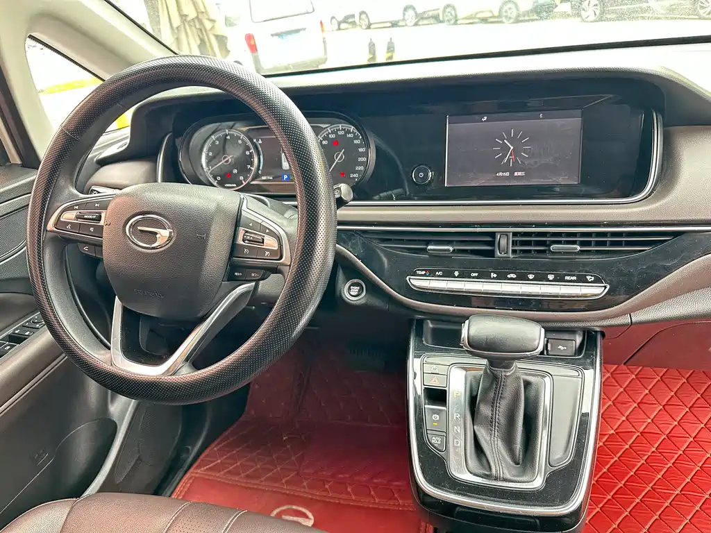 GAC Motor Trumpchi M6 — фото 14