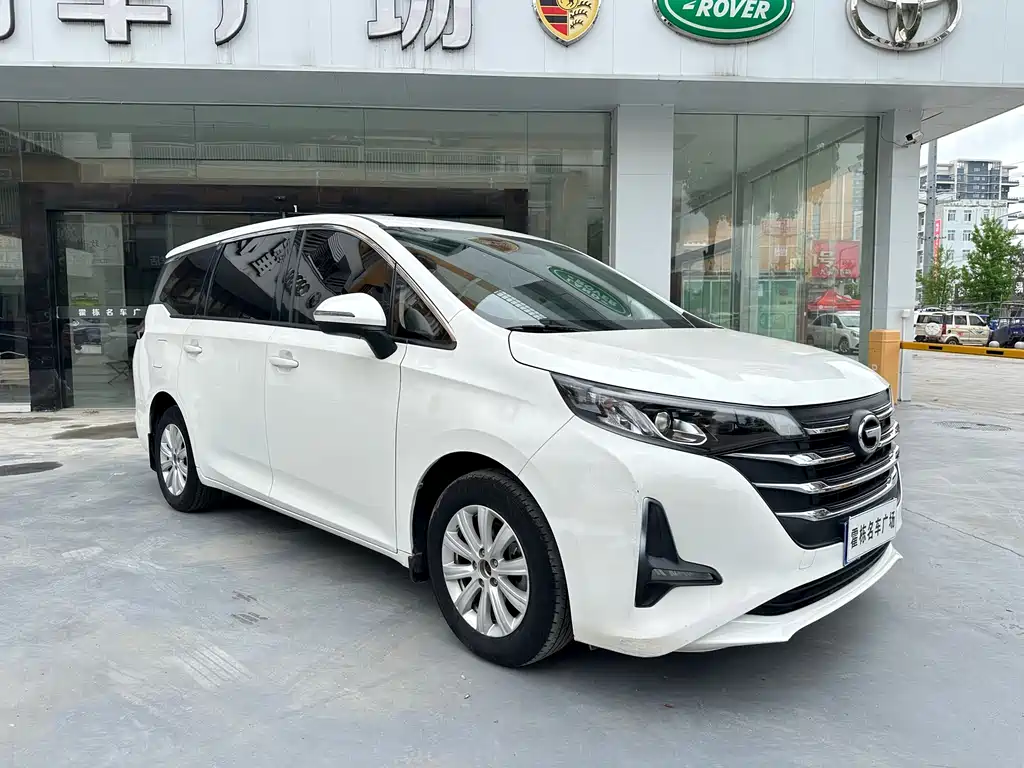 GAC Motor Trumpchi M6 — фото 4