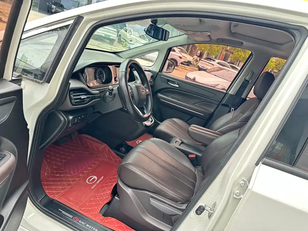 GAC Motor Trumpchi M6 — фото 7
