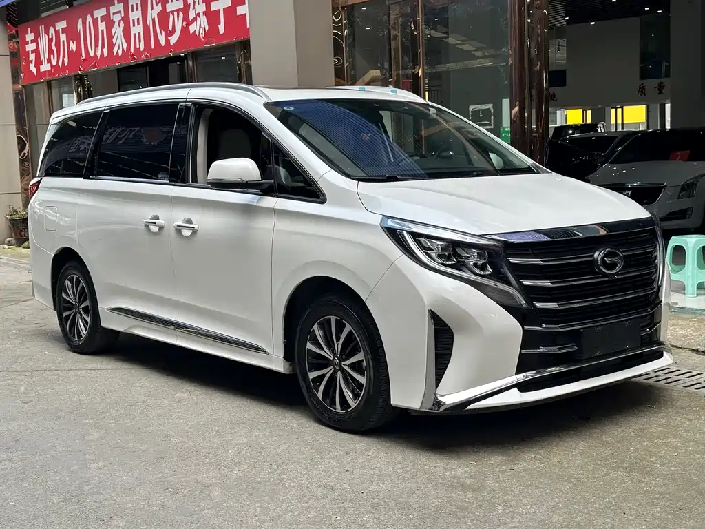 GAC Motor Trumpchi M8 — фото 3