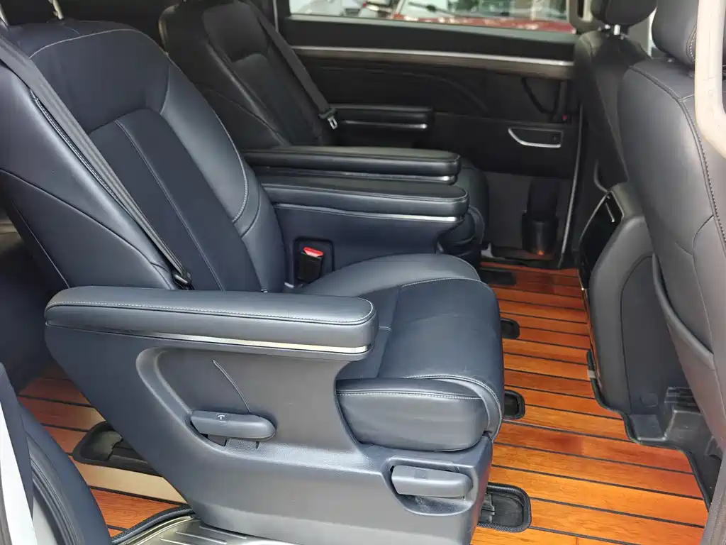 GAC Motor Trumpchi M8 — фото 11
