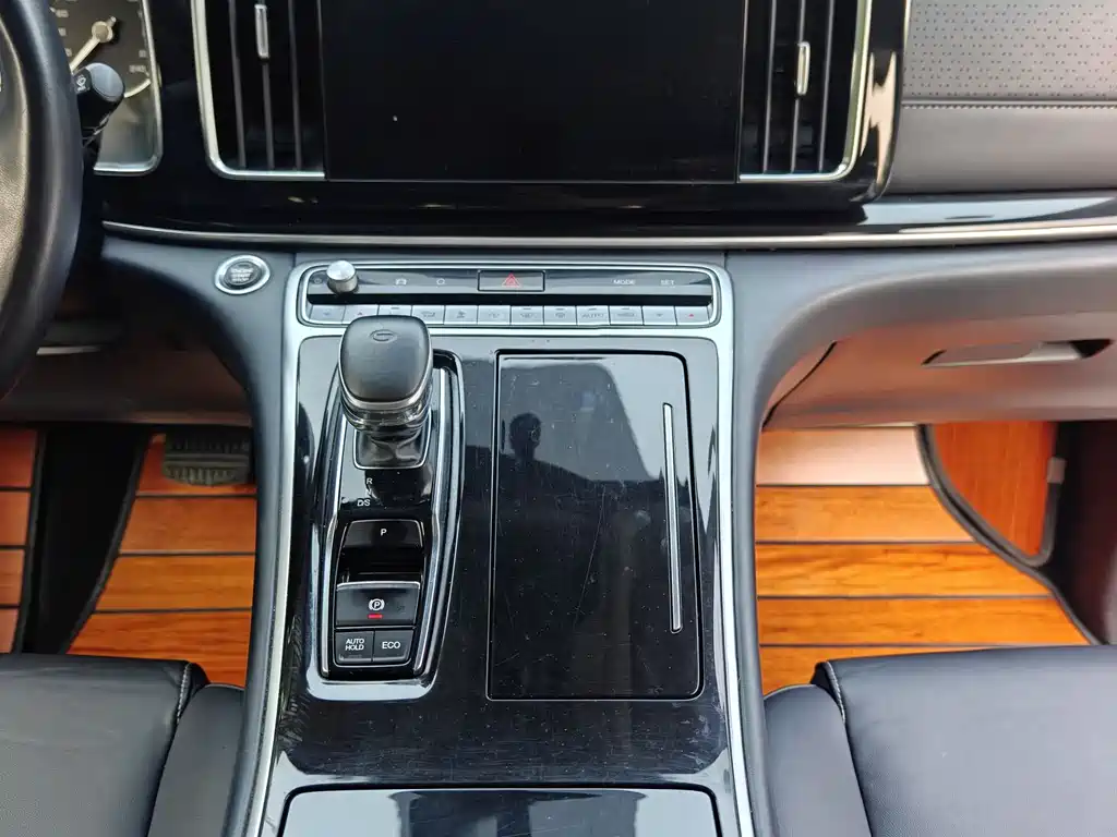 GAC Motor Trumpchi M8 — фото 14