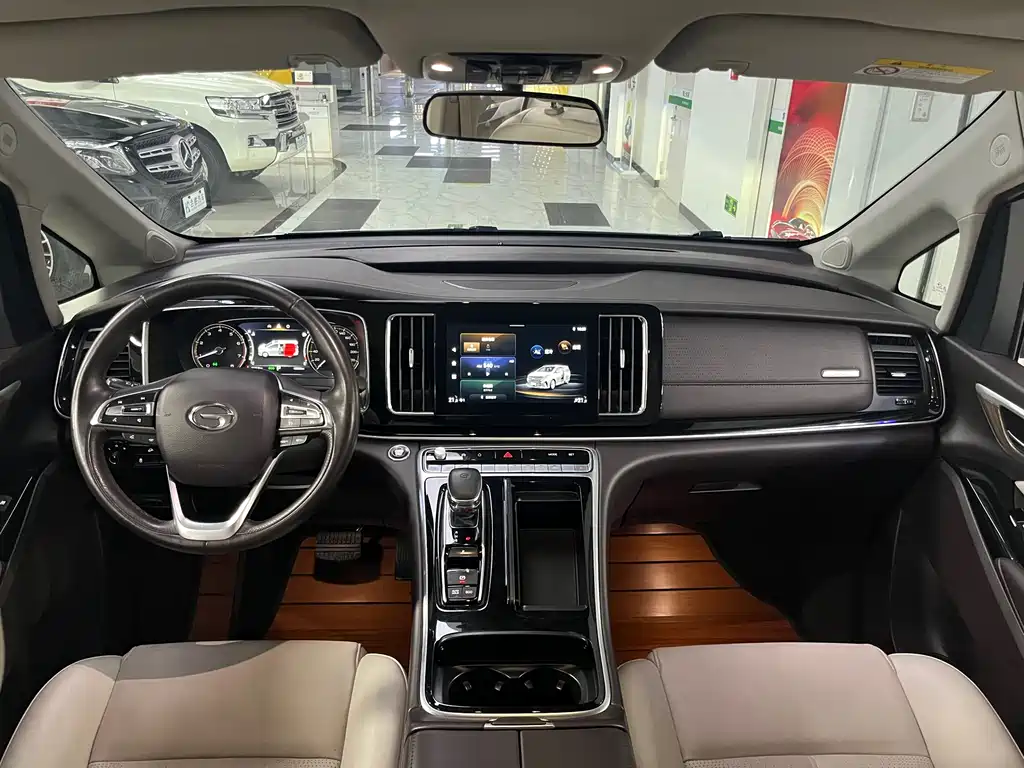 GAC Motor Trumpchi M8 — фото 16