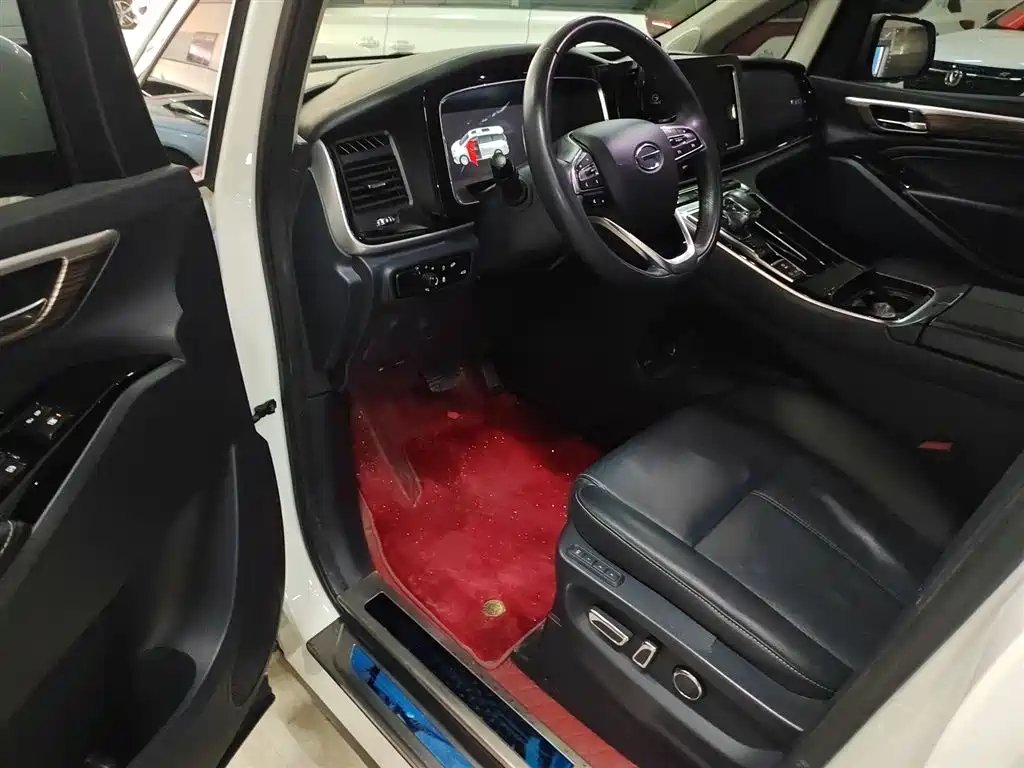 GAC Motor Trumpchi M8 — фото 13