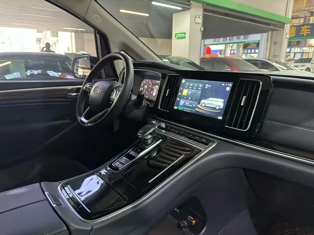 GAC Motor Trumpchi M8 — фото 7