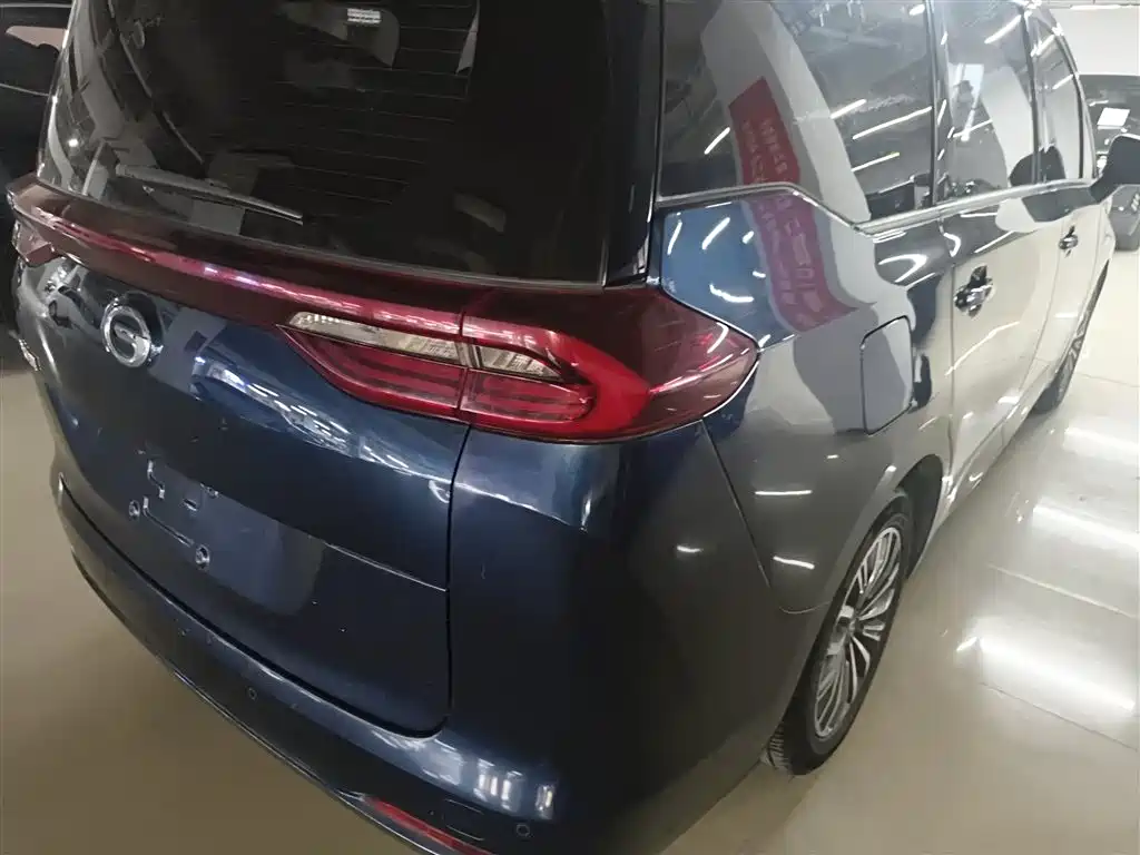 GAC Motor Trumpchi M6 — фото 24