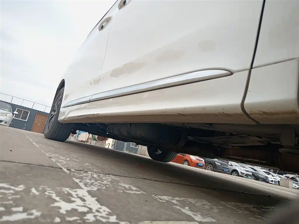 GAC Motor Trumpchi M8 — фото 19