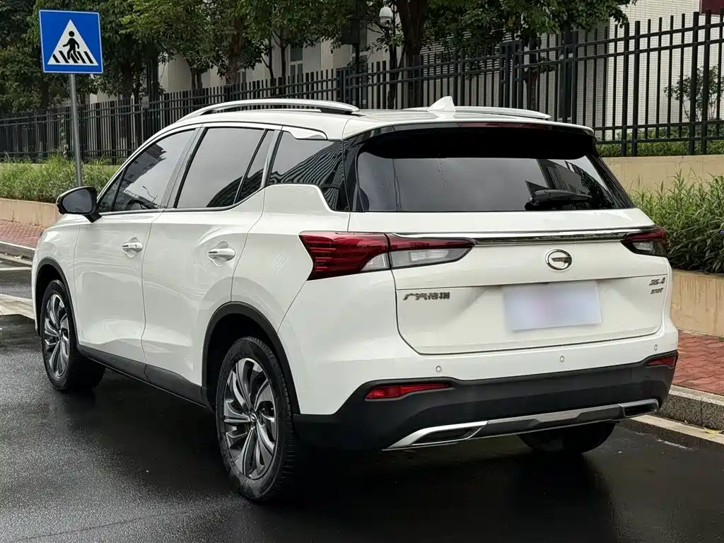 GAC Motor Trumpchi GS4 — фото 24
