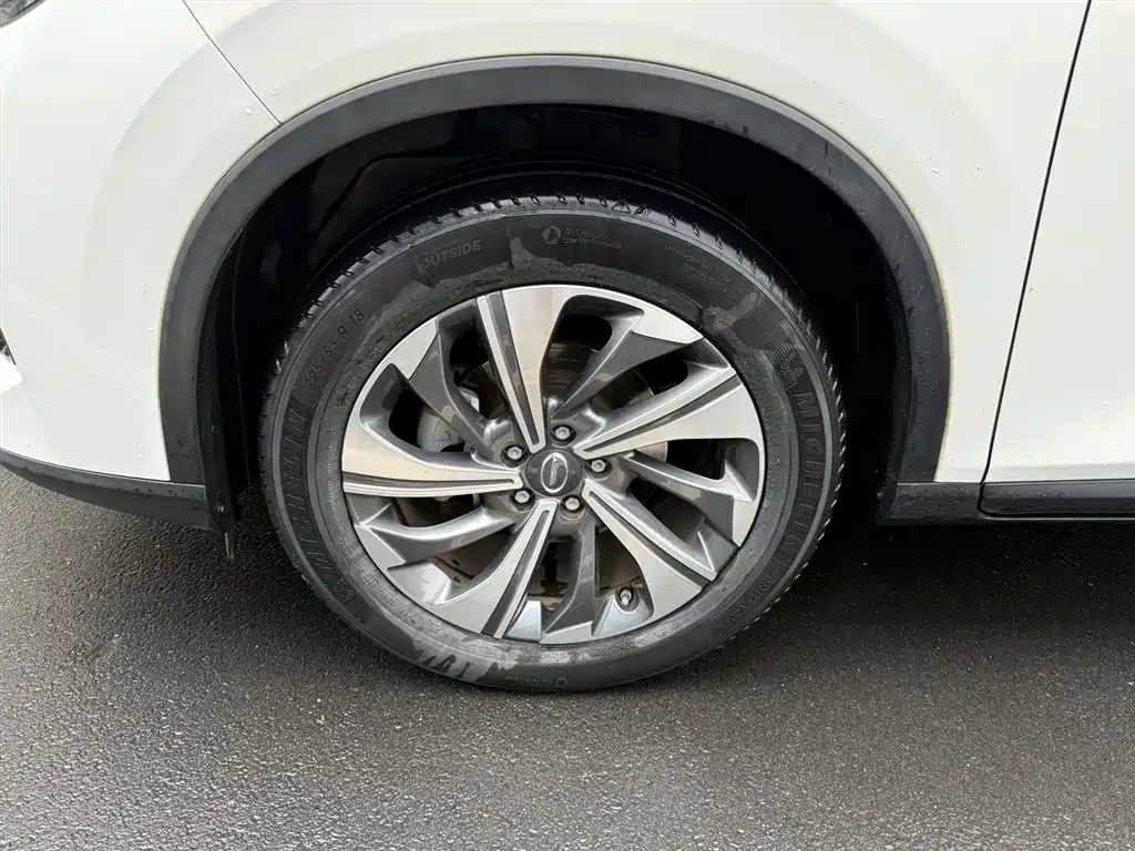 GAC Motor Trumpchi GS4 — фото 25
