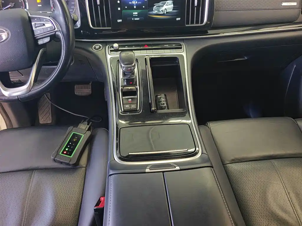 GAC Motor Trumpchi M8 — фото 14