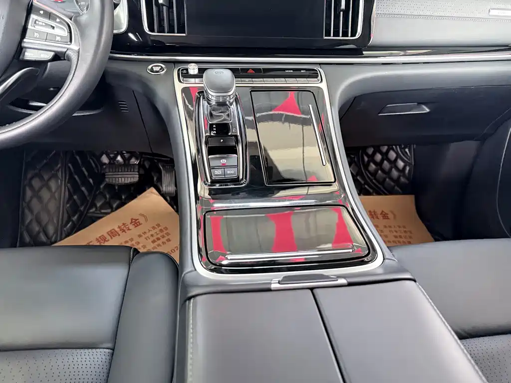 GAC Motor Trumpchi M8 — фото 15