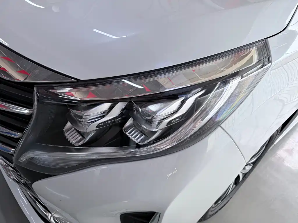 GAC Motor Trumpchi M8 — фото 4