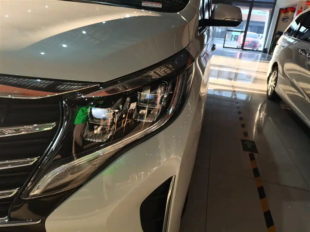 GAC Motor Trumpchi M8 — фото 18