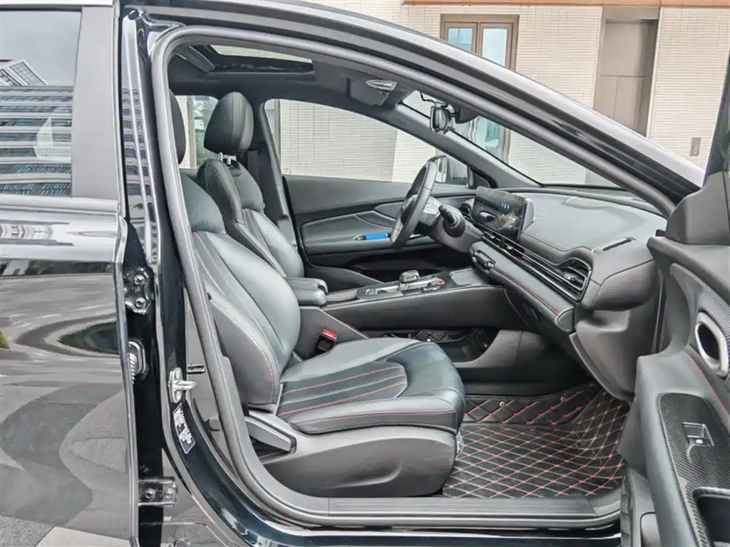 GAC Motor Shadow Leopard — фото 18