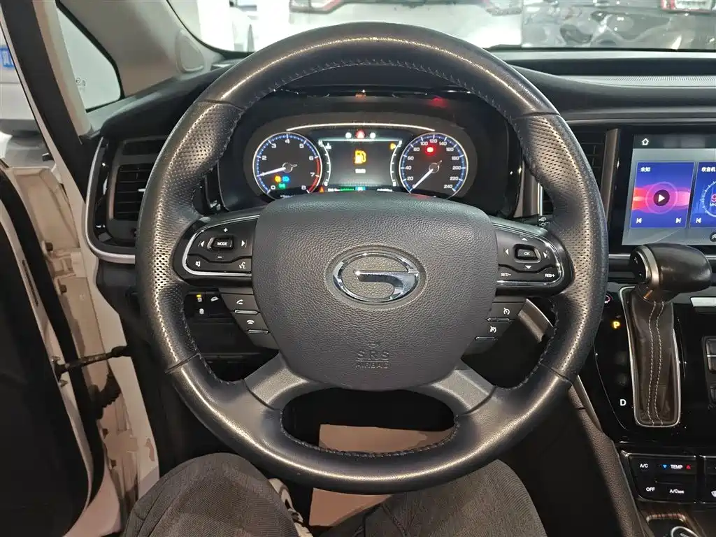 GAC Motor Trumpchi M8 — фото 11