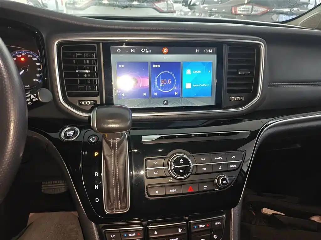 GAC Motor Trumpchi M8 — фото 13