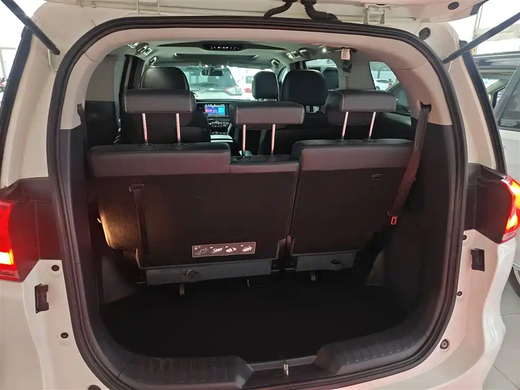 GAC Motor Trumpchi M8 — фото 19