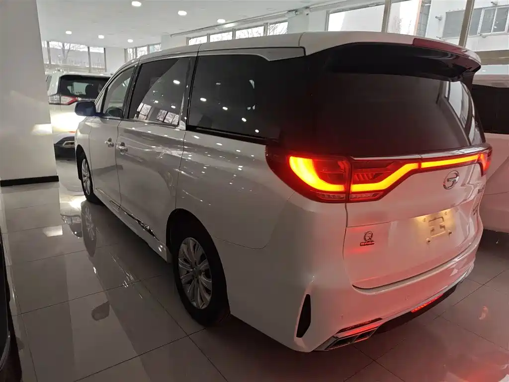 GAC Motor Trumpchi M8 — фото 5