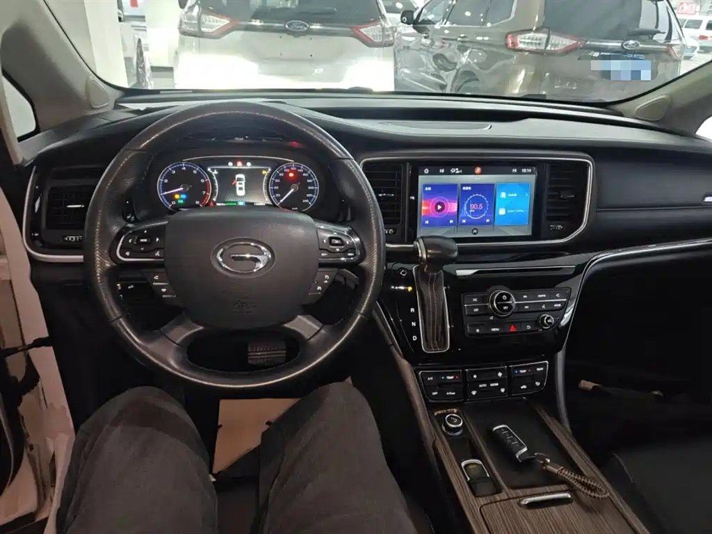 GAC Motor Trumpchi M8 — фото 10