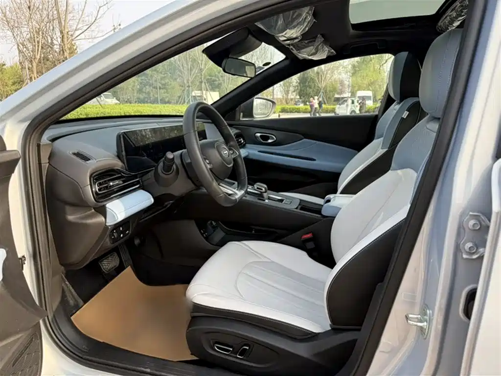 GAC Motor Shadow Leopard — фото 13