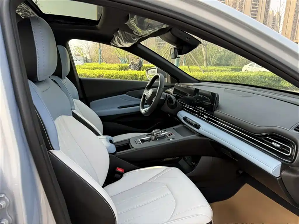 GAC Motor Shadow Leopard — фото 14