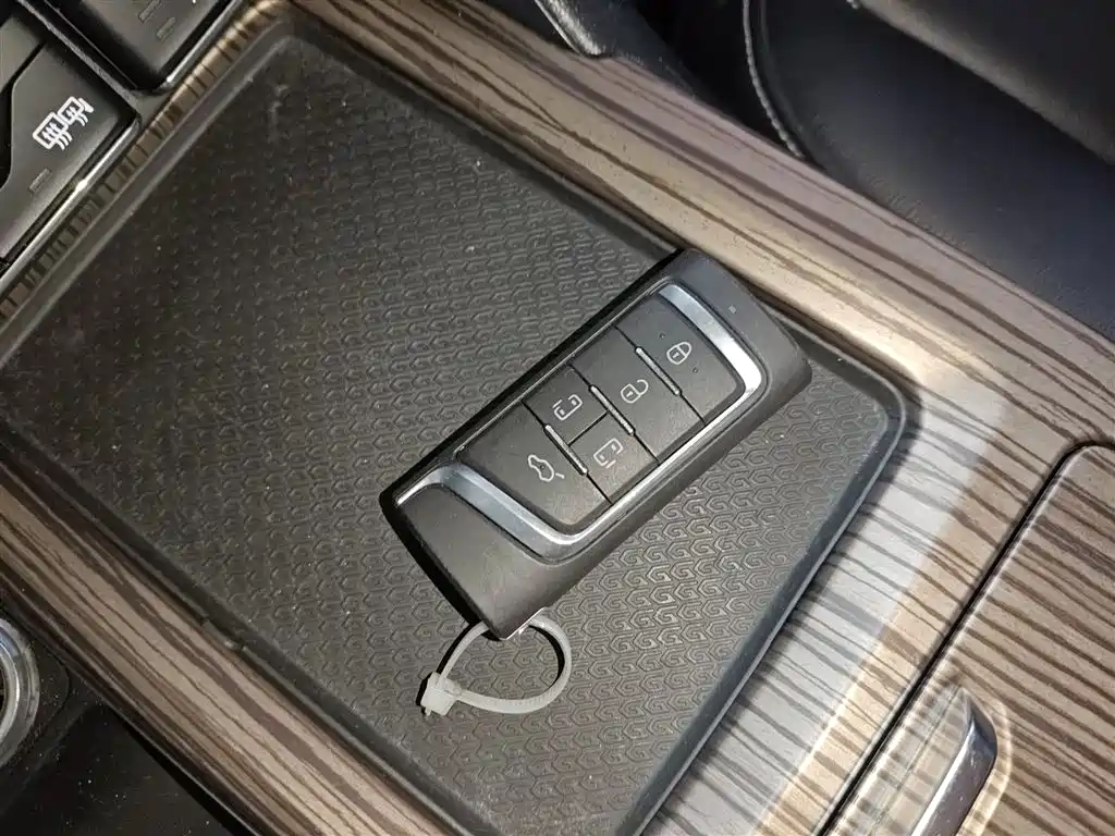GAC Motor Trumpchi M8 — фото 9