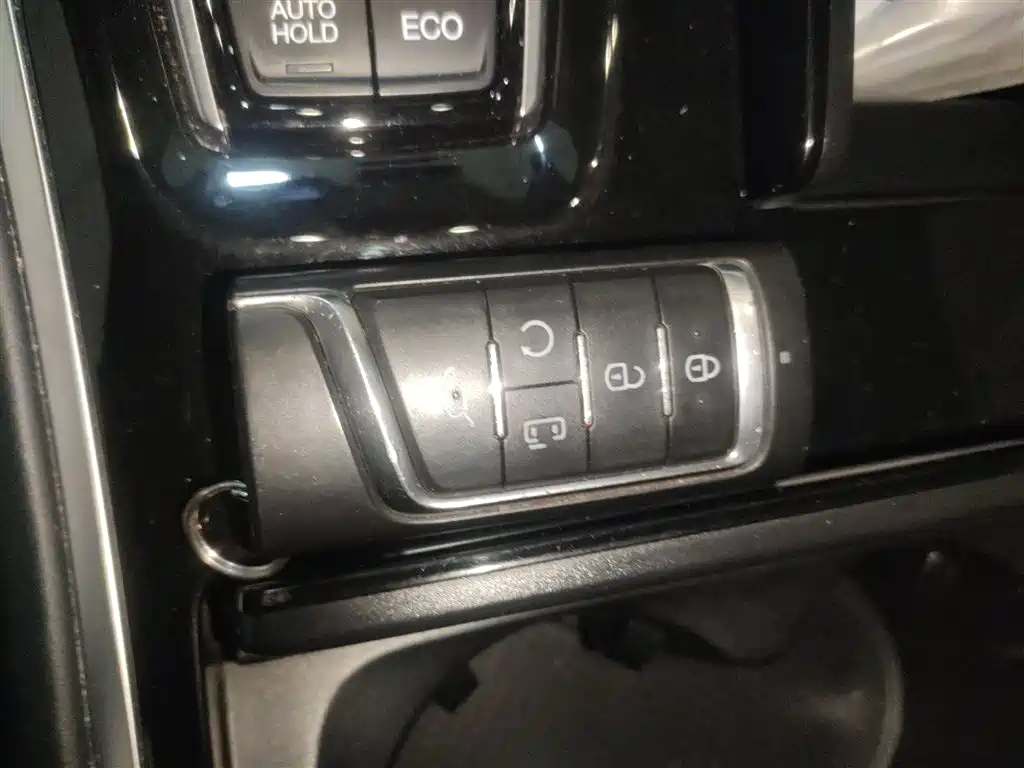 GAC Motor Trumpchi M8 — фото 17