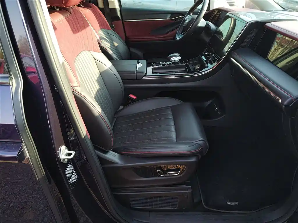 GAC Motor Trumpchi E9 — фото 25