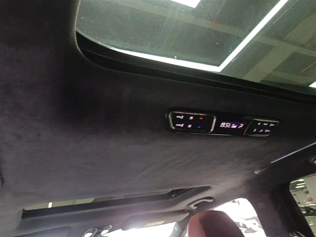 GAC Motor Trumpchi M8 — фото 18