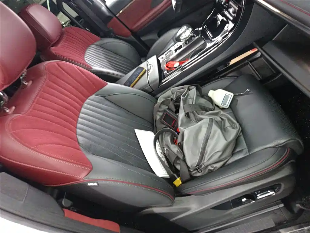 GAC Motor Trumpchi M8 — фото 25