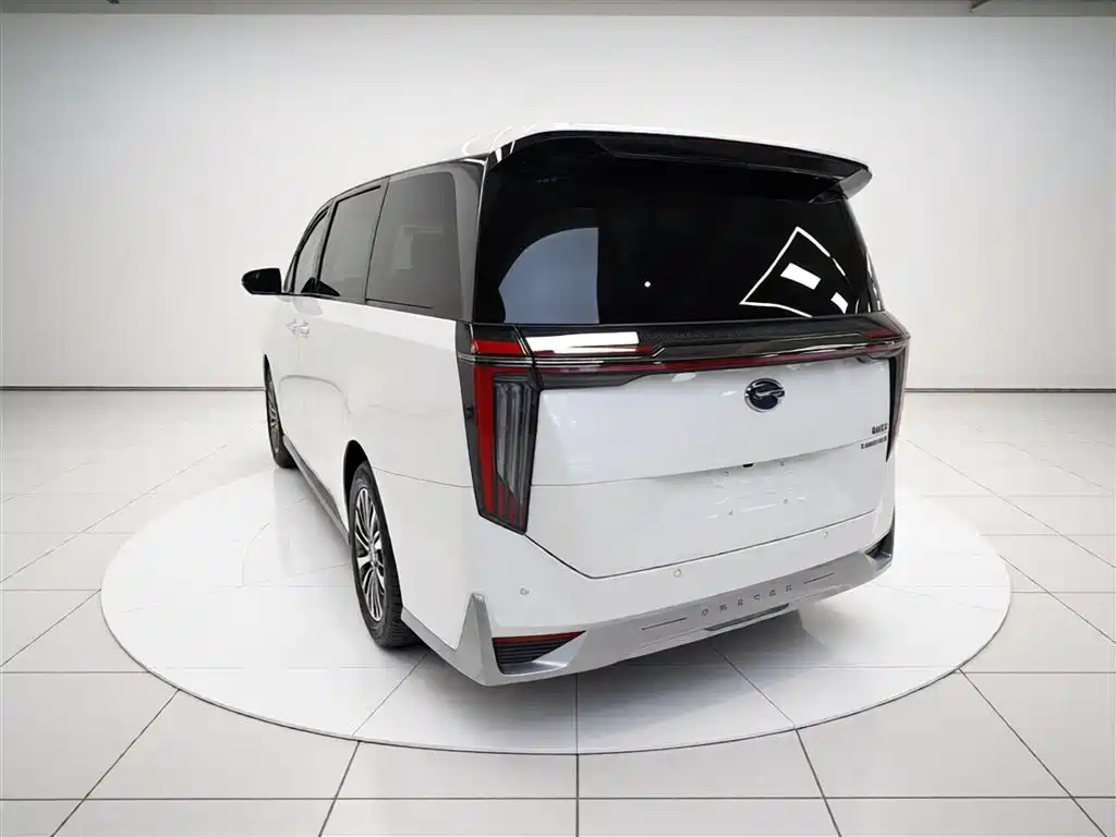 GAC Motor Trumpchi M8 — фото 5