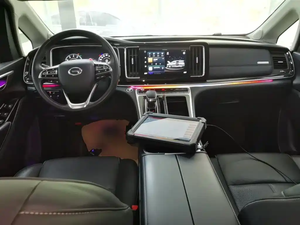GAC Motor Trumpchi M8 — фото 10
