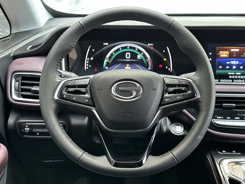 GAC Motor Trumpchi M6 — фото 10