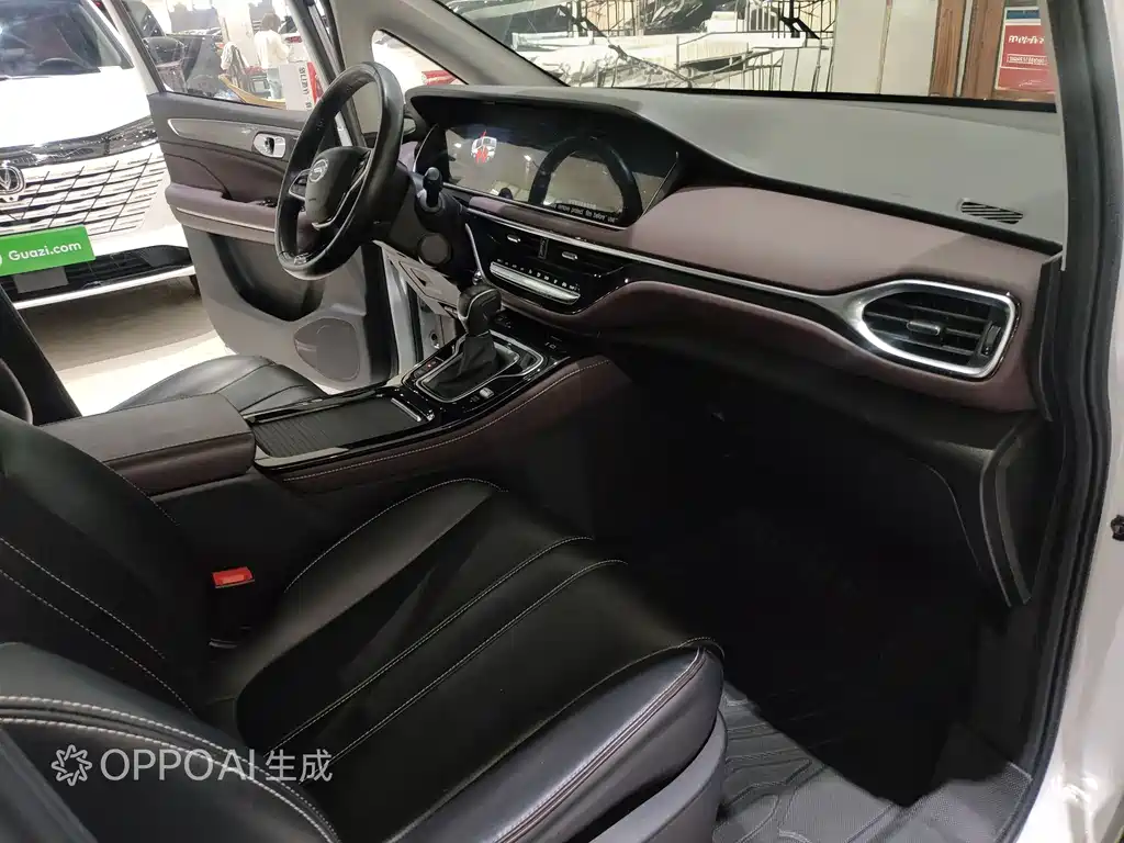 GAC Motor Trumpchi M6 — фото 7